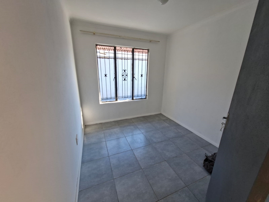 3 Bedroom Property for Sale in Geelhoutpark North West